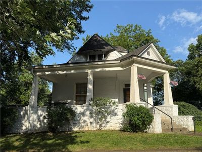 1027 N 4th St, Atchison, KS, 66002