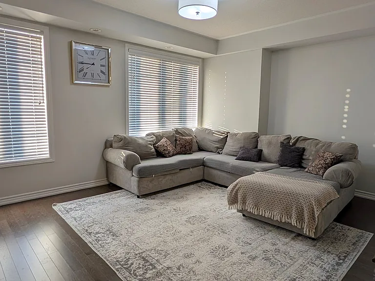 6 Westbury Way — Photo 29