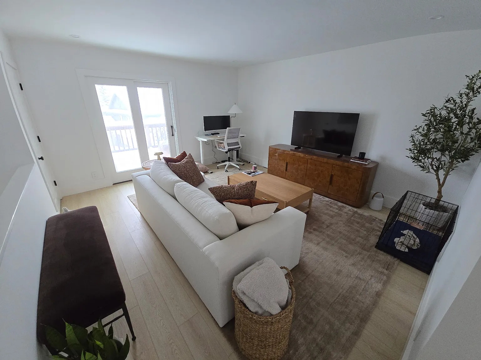 2 bed, 1.5 bath, 1250 sqft, $7,500 — Photo 4