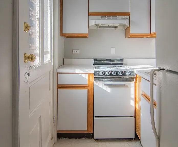 1942 N Lincoln Ave #2R — Photo 7