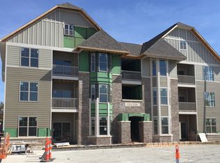 1012 Bramblett Xing, O Fallon, MO 63366