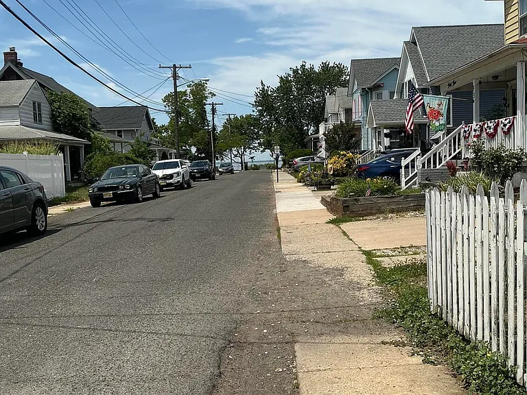 37 Myrtle Ave — Photo 8