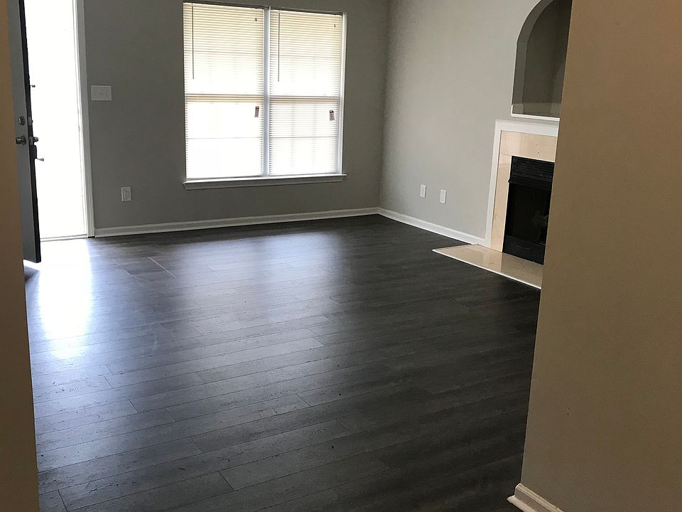 2nd image of 4130 Parkdale Dr