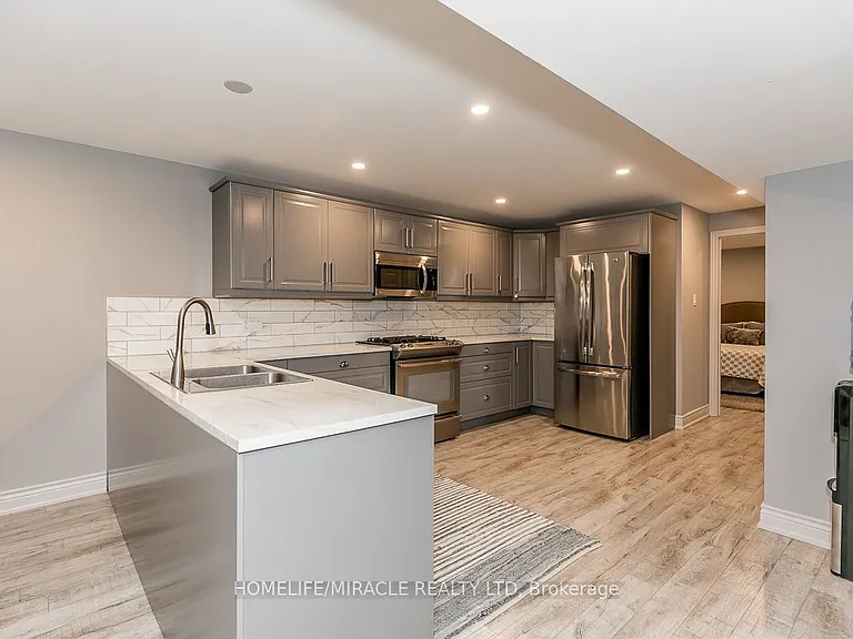 60 Edwards Dr #BASEMENT — Photo 5