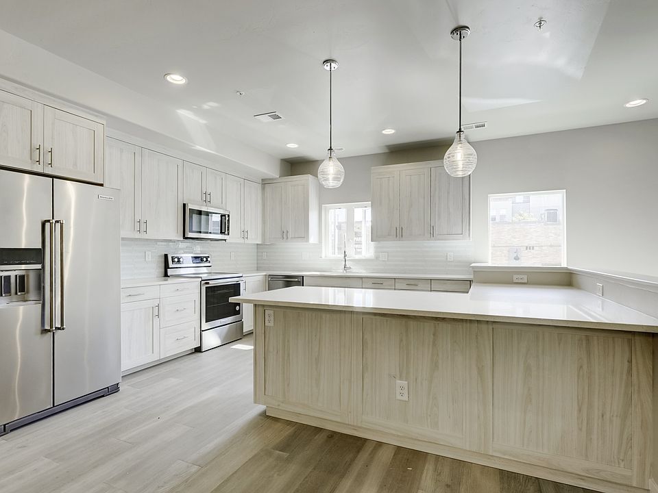 1st image of 4431 Tennyson St Unit 8