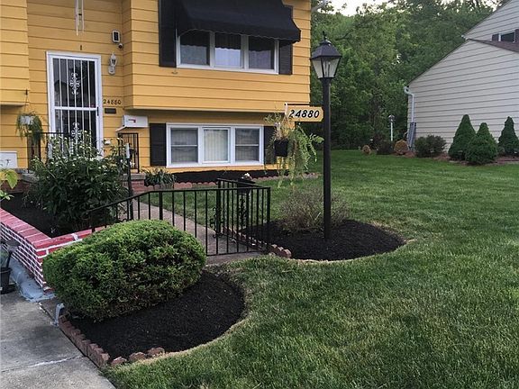 2nd image of 24880 Ridgeline Dr