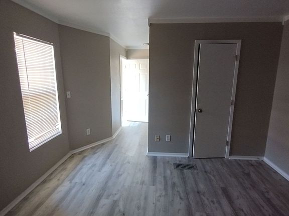 5th image of 4015 Apache Cir #4011