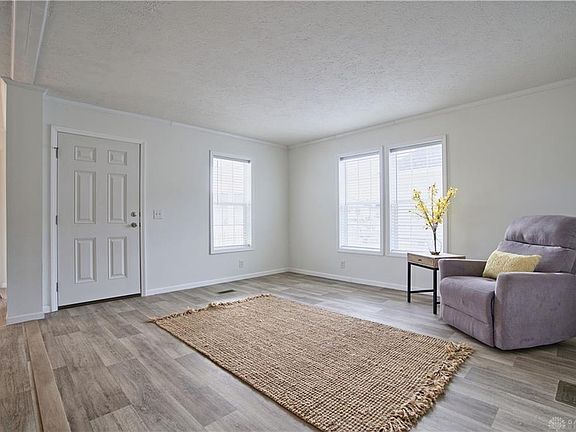 5th image of 459 Kalynn Cir