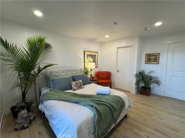 8514 E Baker Hill Rd Unit B, Orange, CA 92869