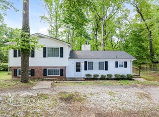 521 Reid School Rd, Taylors, SC 29687