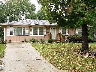 1st image of 8611 E 114th Trl