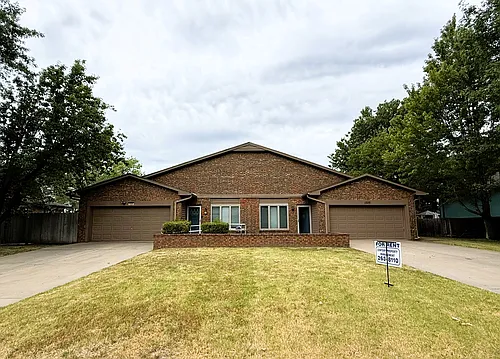1325 N Denene Ln Photo 1