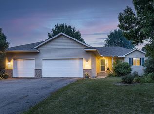 1108 Apple Cir, Mayer, MN 55360