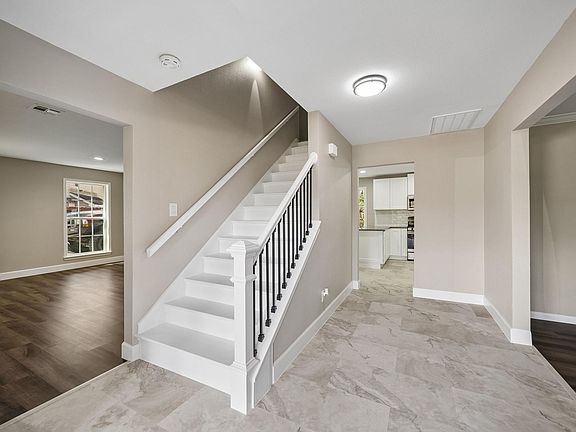 4th image of 4238 Annawood Cir