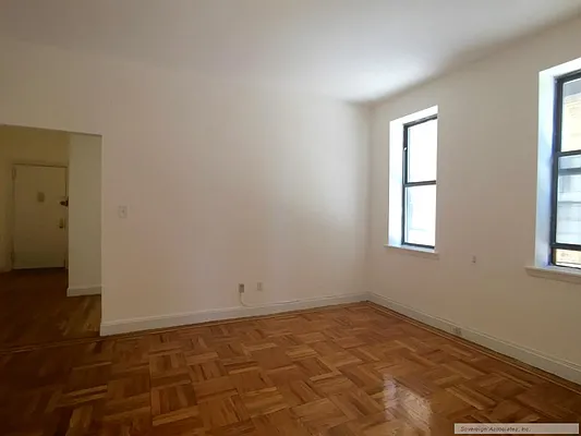 Rented by Sovereign Associates | media 14