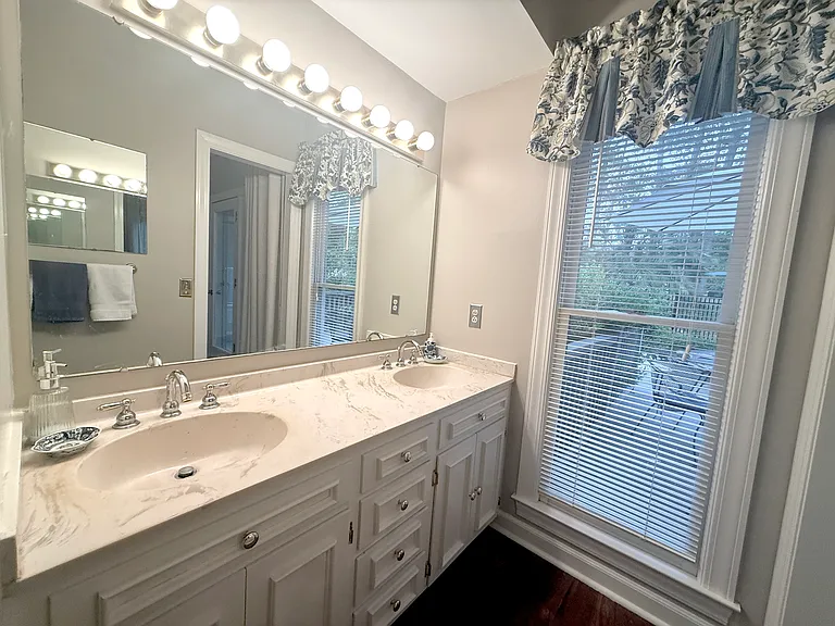 121 Cooper Cir — Photo 20