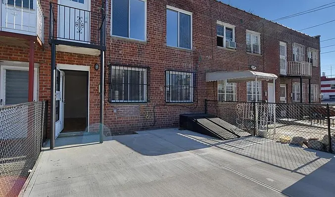 Sold by Compass | media 11