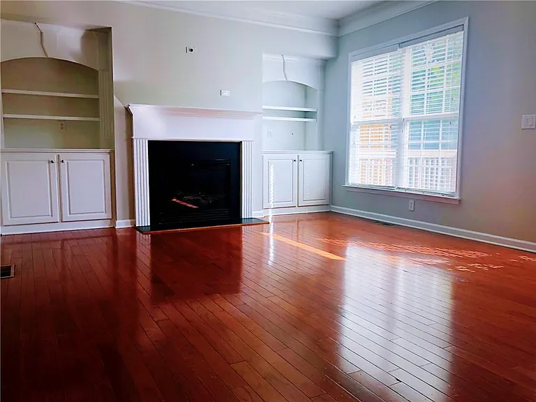 6078 Kentons Ln — Photo 5
