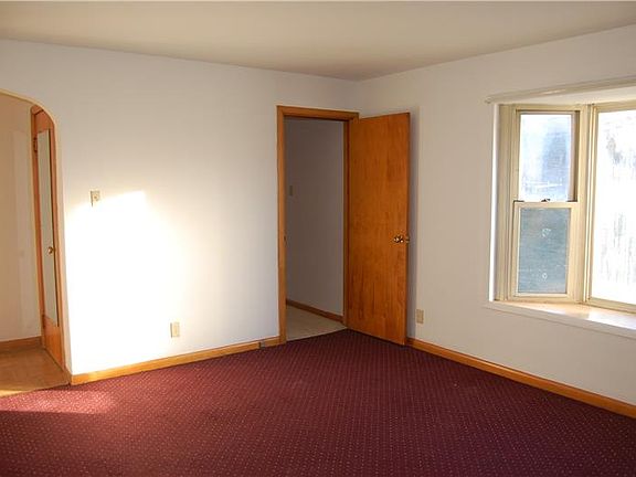 5th image of 150 W Church St APT 3