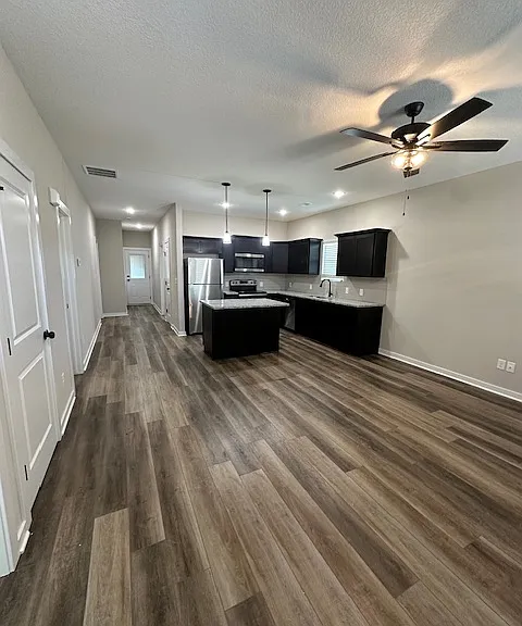 5553-55 N Bressler Dr #5555 — Photo 5