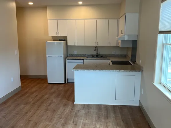 931 Main St #9, Walpole, MA 02081