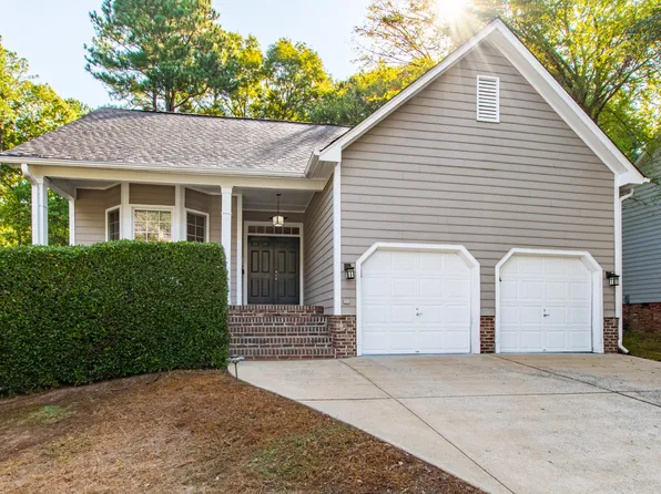 4 Creeks Edge Ct, Durham, NC 27713