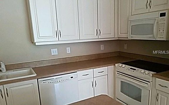 4th image of 1103 Hansberry Ct