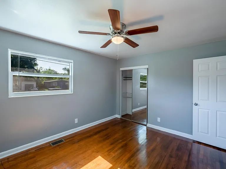 3351 Cesery Blvd — Photo 27