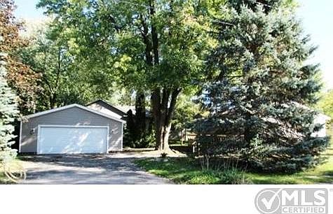 Oversized Garage.jpg