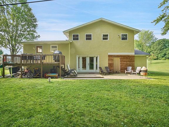 3rd image of 7208 Kimberly Ct