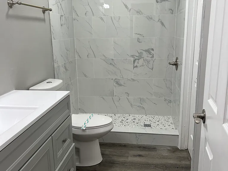 1404 Montana Ave — Photo 7