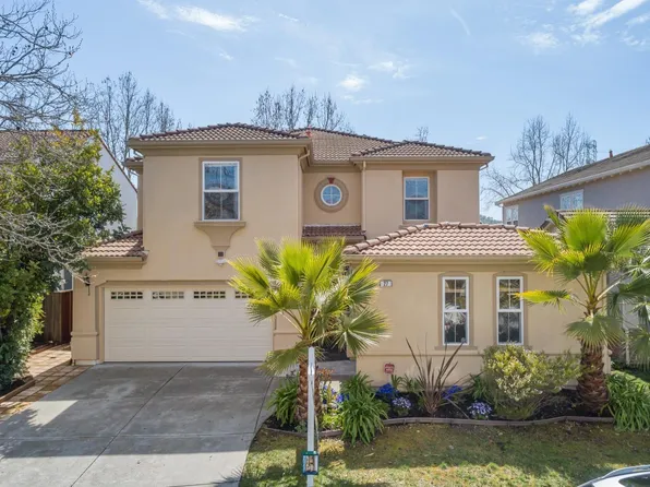 27 Newport Landing Drive, Novato, CA 94949