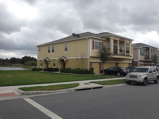 1st image of 1604 Scarlet Oak Loop