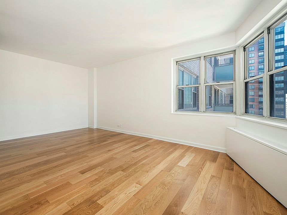 1st image of 300 E 40th St APT 25A