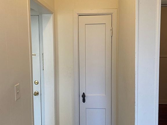 2nd image of 407-415 Cameron St #409-6