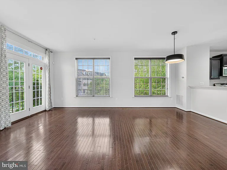 1169 Carinoso Cir — Photo 9