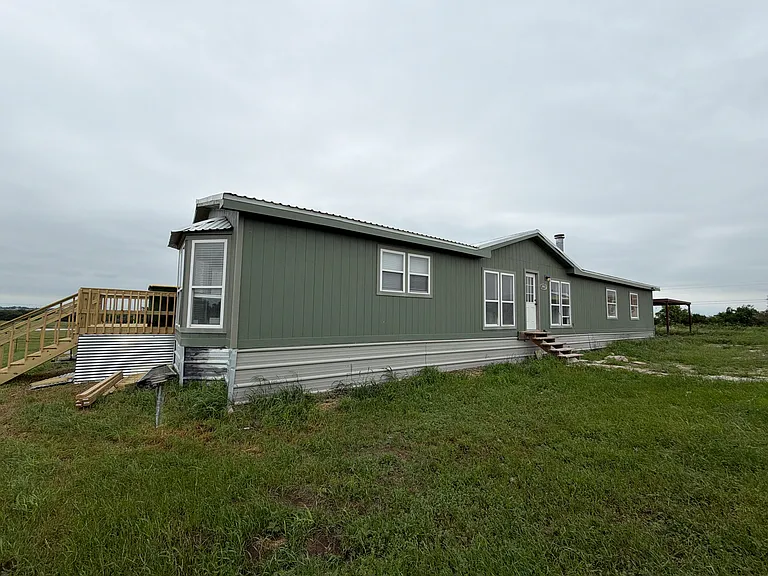 3961 FM 2331 — Photo 39