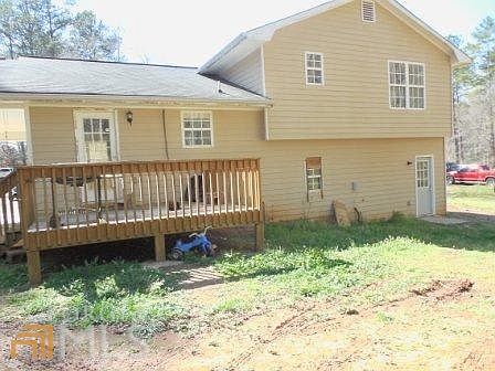 2nd image of 83 Rose St