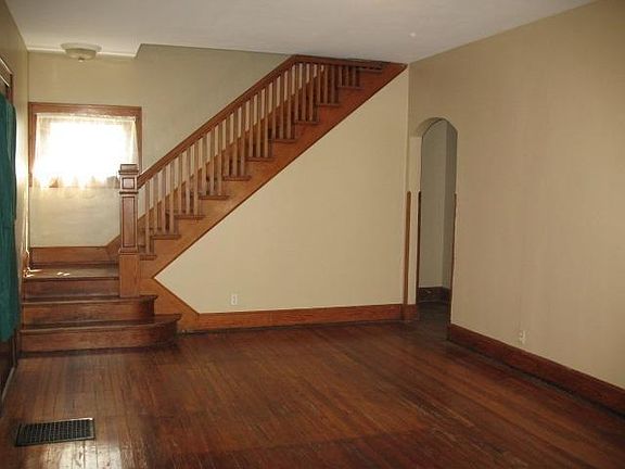 5th image of 2304 Christel Ave