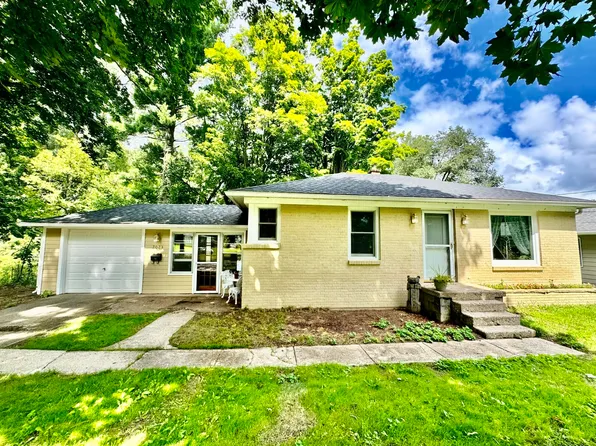 2023 Gordon St NW, Grand Rapids, MI 49504