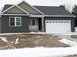 202 Pepper Ridge Dr #51, North Liberty, IN 46554