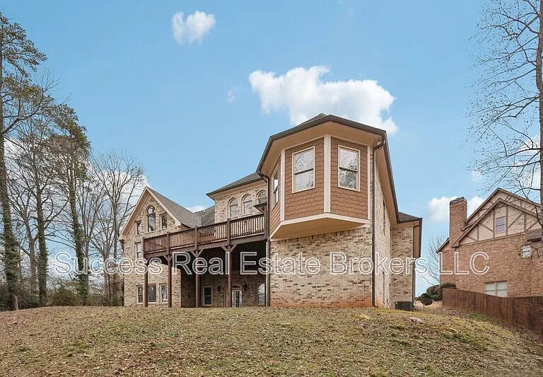 343 Summer Garden Dr — Photo 84