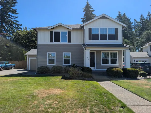 2233 Wallace Loop, Dupont, WA 98327