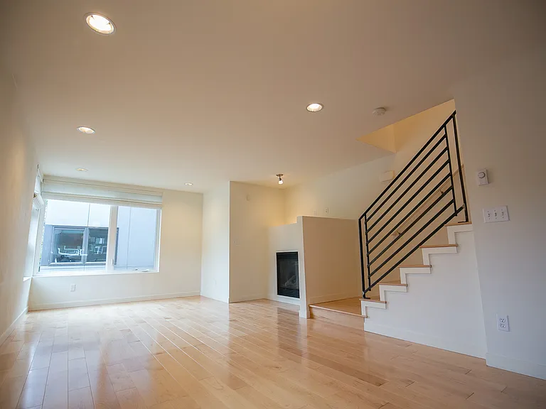 2905 NW 85th St — Photo 4