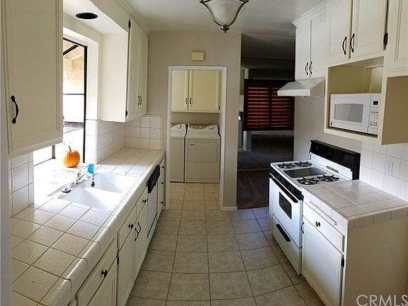 2nd image of 6900 Jumilla Ave