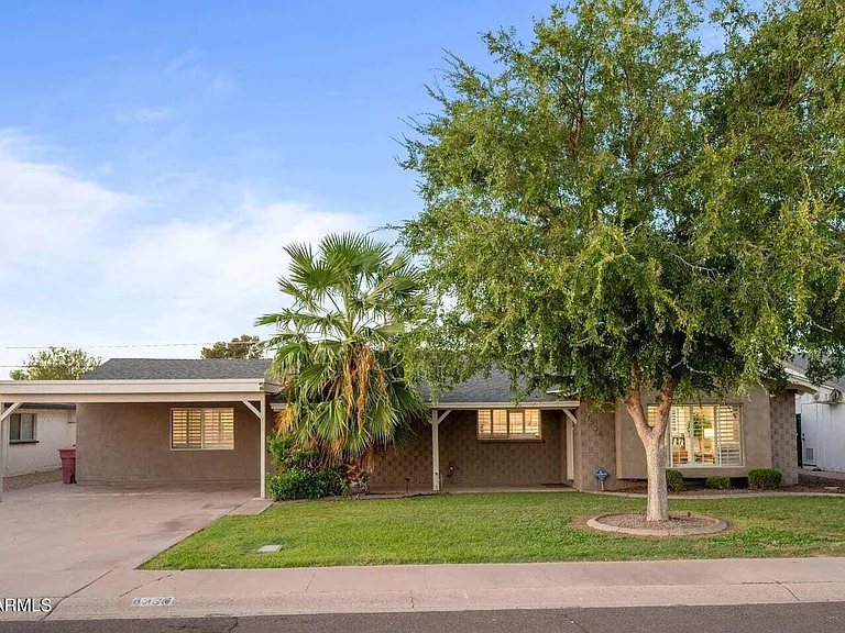 8336 E Sells Dr — Photo 35
