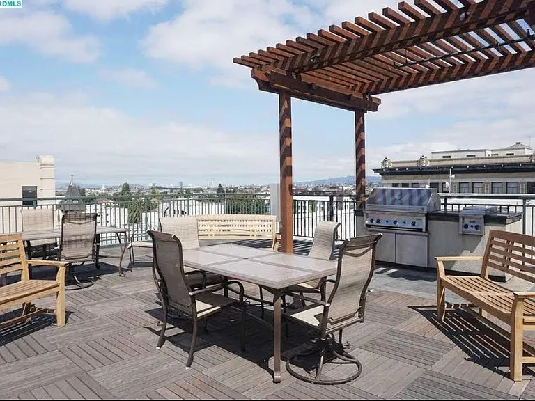 1511 Jefferson St #113 — Photo 10
