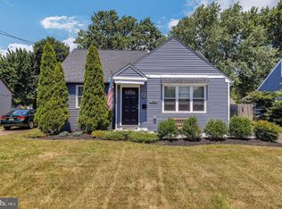 215 W Gloucester Pike, Barrington, NJ 08007