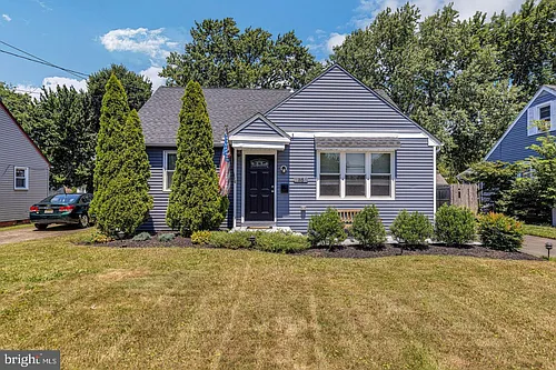 215 W Gloucester Pike Photo 1