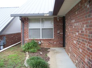 1823 Paverstone Ln, Longview, TX 75605